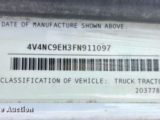 2015 Volvo VNL Semi truck for sale in Westmoreland, Jamaica