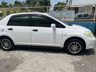 2007 Nissan Tiida latio