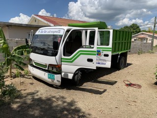 2001 Isuzu Nqr for sale in St. Catherine, Jamaica