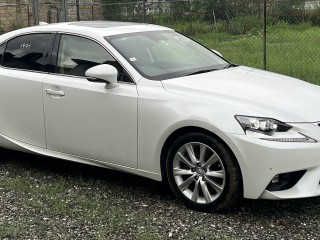 2016 Lexus IS200T