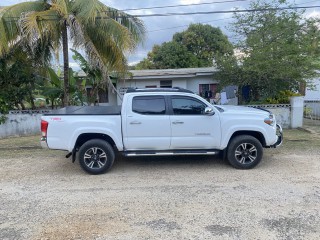 2019 Toyota Tacoma for sale in Kingston / St. Andrew, Jamaica