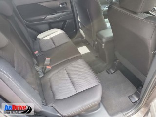 2019 Mitsubishi OUTLANDER for sale in Kingston / St. Andrew, Jamaica