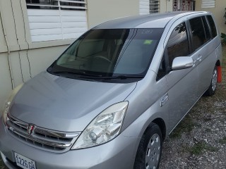 2010 Toyota Isis for sale in Kingston / St. Andrew, Jamaica