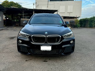 2017 BMW X1
$3,600,000