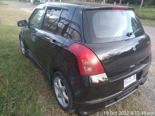 2005 Suzuki Swift