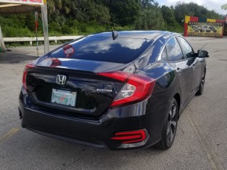 2017 Honda Civic Touring for sale in Kingston / St. Andrew, Jamaica