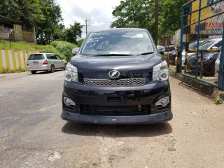 2013 Toyota Voxy ZS for sale in Kingston / St. Andrew, Jamaica