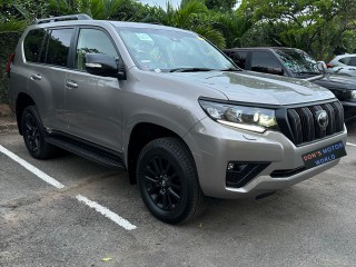 2023 Toyota Prado