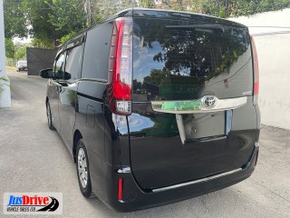 2015 Toyota NOAH for sale in Kingston / St. Andrew, Jamaica