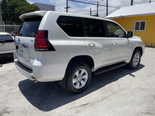 2023 Toyota Land Cruiser Prado