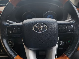 2017 Toyota REVO HILUX