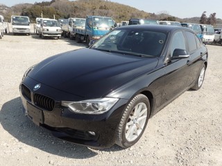 2014 BMW 320i