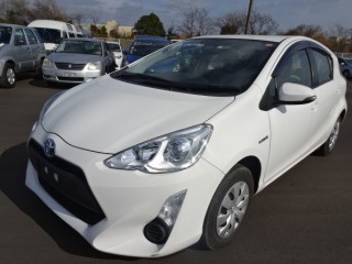 2017 Toyota Aqua Hybrid for sale in Kingston / St. Andrew, Jamaica