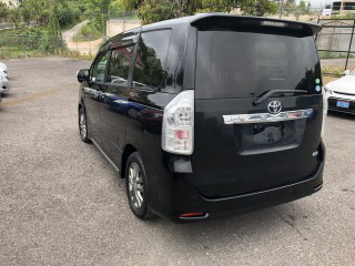 2012 Toyota Voxy ZS for sale in Manchester, Jamaica