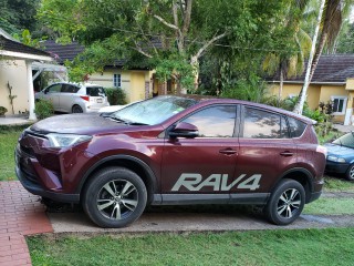 2017 Toyota RAV 4