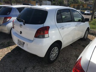 2010 Toyota Vitz