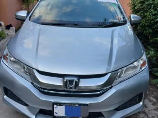 2016 Honda Grace 
$2,100,000