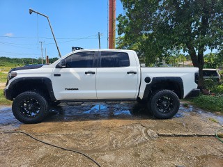 2017 Toyota Tundra