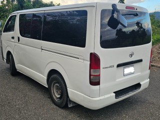 2012 Toyota Hiace