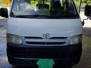 2007 Toyota Hiace