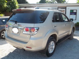 2015 Toyota Fortuner  MUST GO for sale in Kingston / St. Andrew, Jamaica