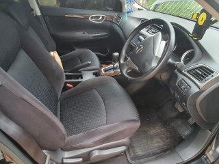 2014 Nissan Sylphy 
$1,400,000