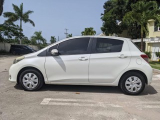 2012 Toyota VITZ