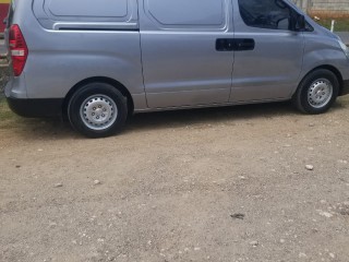 2017 Hyundai H1 for sale in St. Catherine, Jamaica