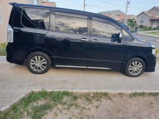 2012 Toyota Voxy ZS KIRAMEKI 2 for sale in Kingston / St. Andrew, Jamaica