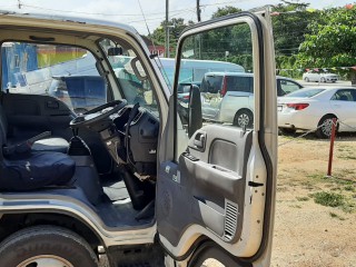 2006 Isuzu Elf Tipper