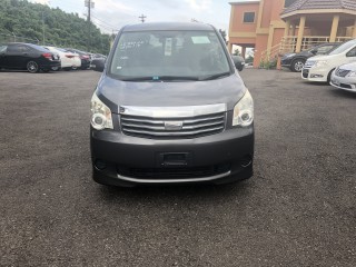 2010 Toyota Noah for sale in Manchester, Jamaica