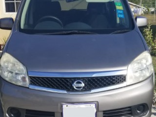 2012 Nissan LAFESTA