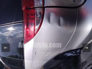 2013 Toyota Previa for sale in Kingston / St. Andrew, Jamaica