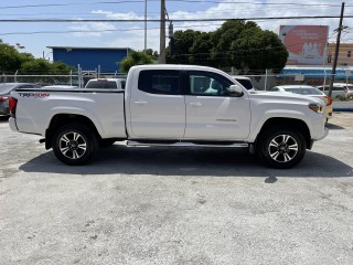 2019 Toyota Tacoma TRD SPORT for sale in Kingston / St. Andrew, Jamaica