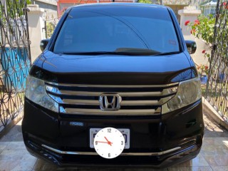 2013 Honda stepwgn