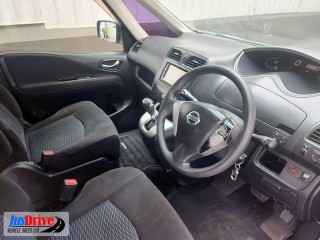 2013 Nissan Serena