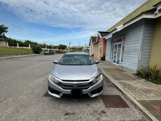 2017 Honda Civic
$2,400,000