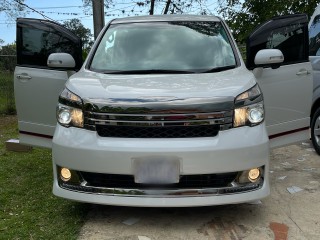 2012 Toyota Voxy Gs for sale in Westmoreland, Jamaica