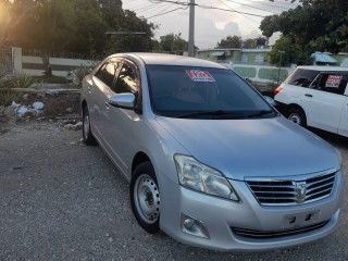 2013 Toyota Premio