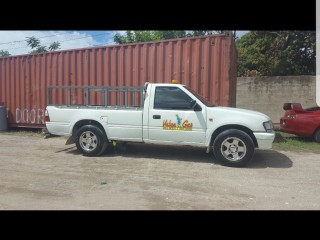2001 Isuzu Pick Up for sale in Kingston / St. Andrew, Jamaica
