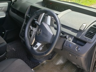 2010 Toyota noah for sale in St. James, Jamaica