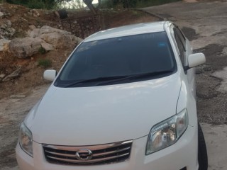 2010 Toyota axio for sale in Manchester, Jamaica