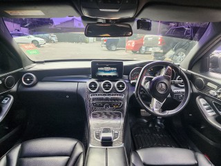 2015 Mercedes Benz C200 
$3,950,000