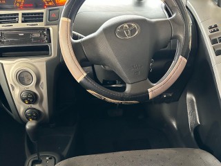 2009 Toyota Vitz