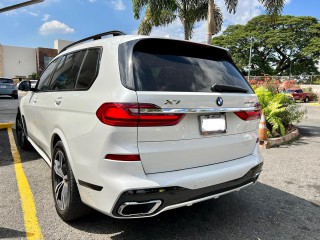 2020 BMW X7