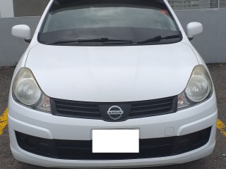 Nissan ad 2012