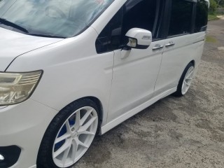 2012 Honda Stepwagon Wagon Spada for sale in Kingston / St. Andrew, Jamaica