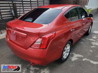 2014 Nissan versa