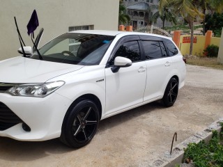 2016 Toyota Fielder Hybrid