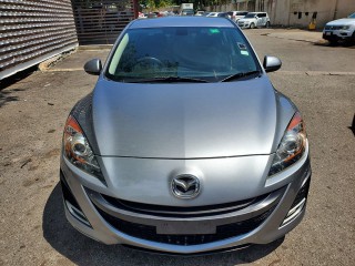 2011 Mazda AXELA 
$990,000